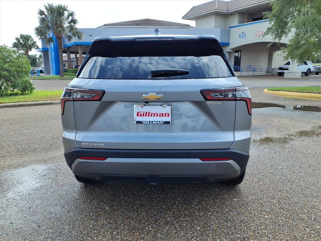 2026 Chevrolet Equinox LT photo 3