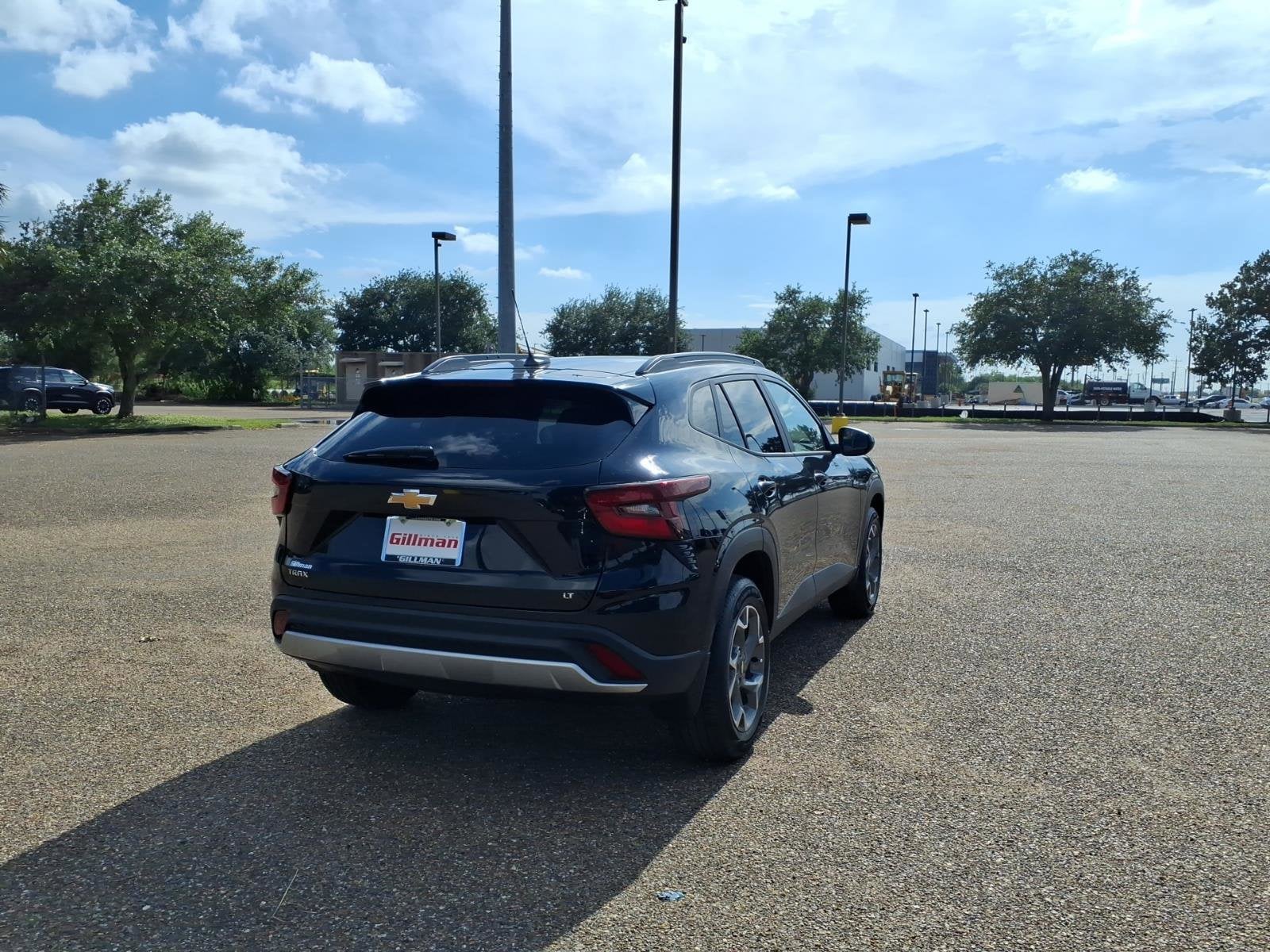 2026 Chevrolet Trax LT - Photo 8