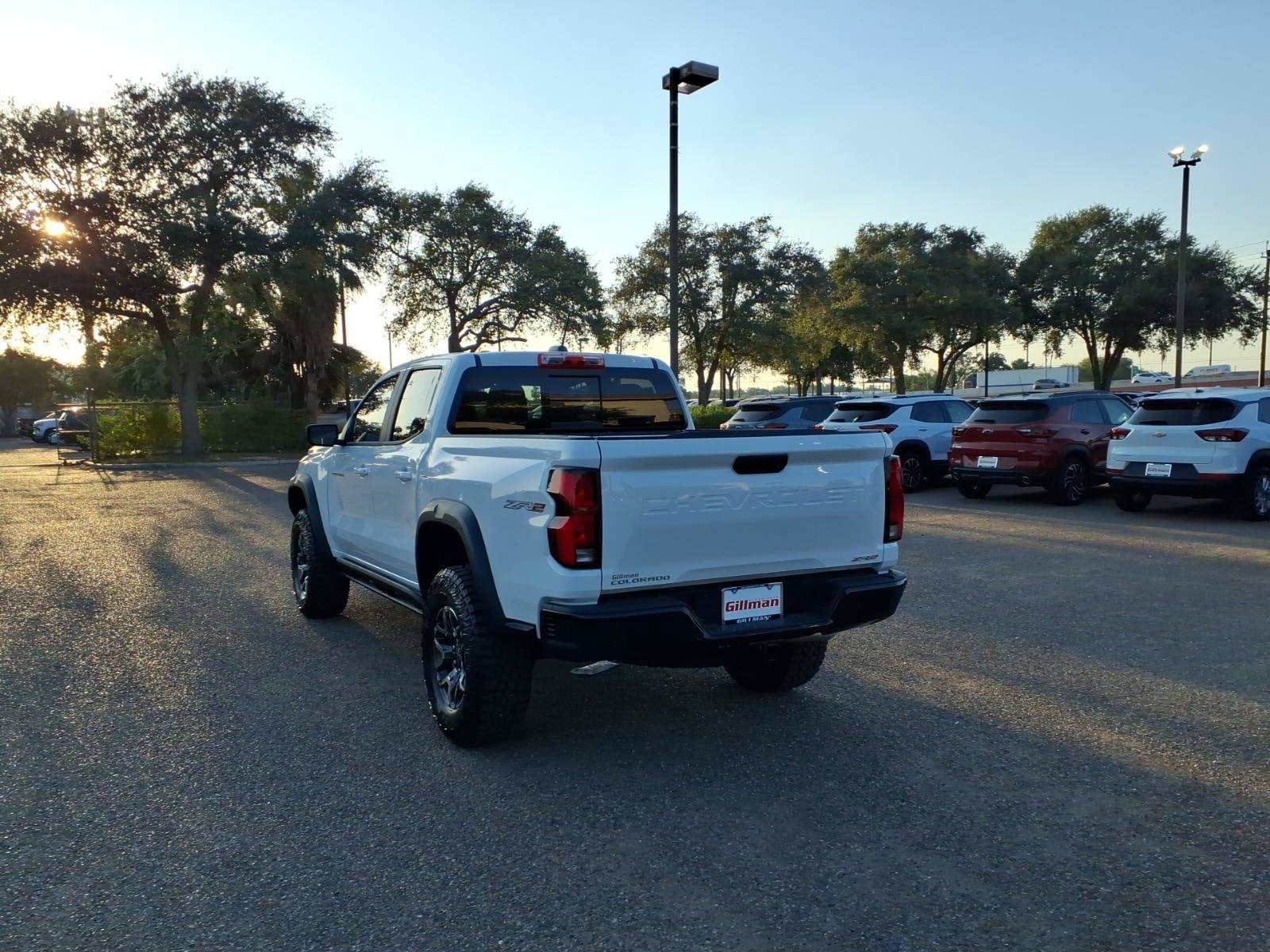 2026 Chevrolet Colorado ZR2 - Photo 6