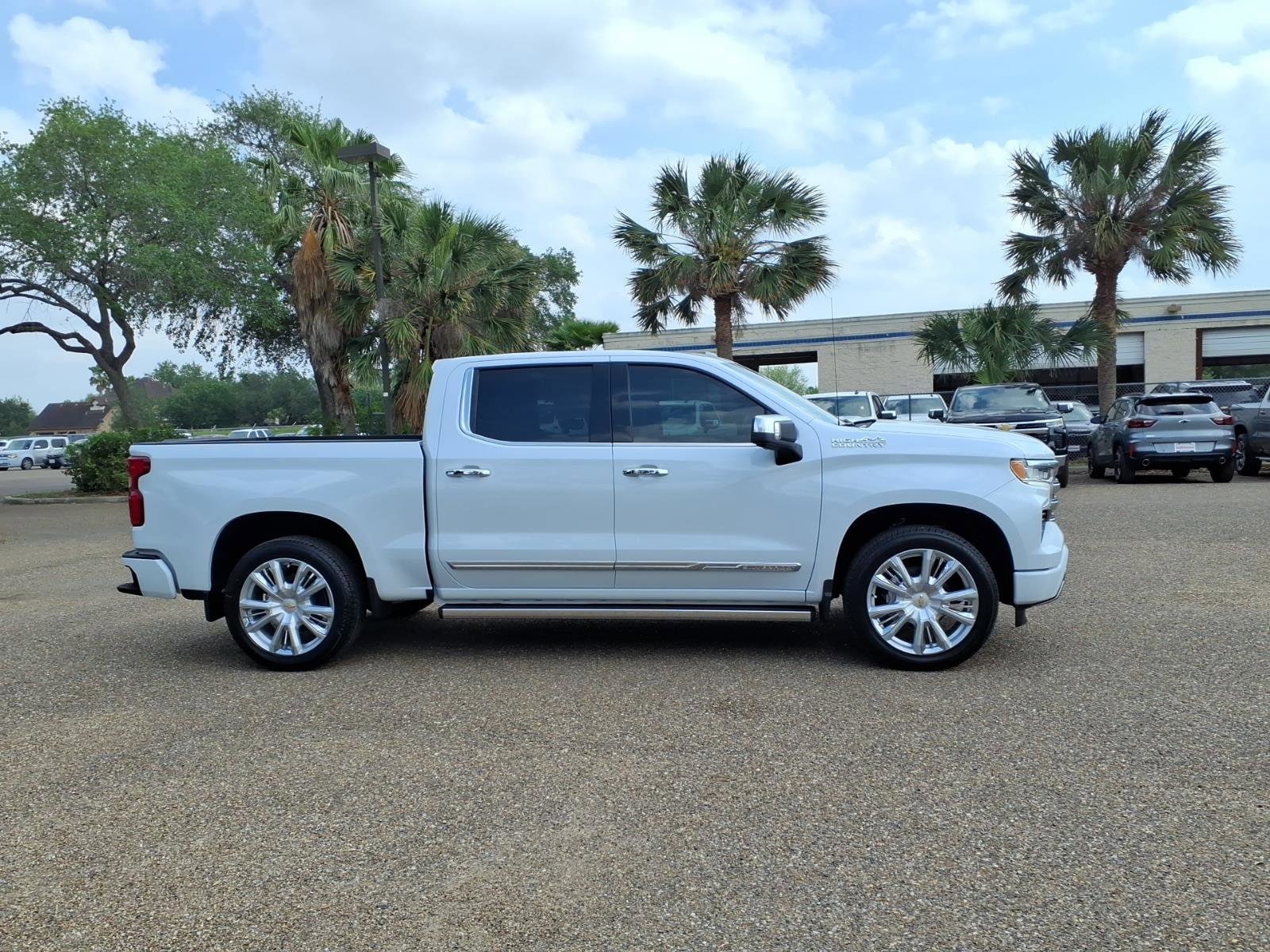 2026 Chevrolet Silverado 1500 High Country - Photo 9