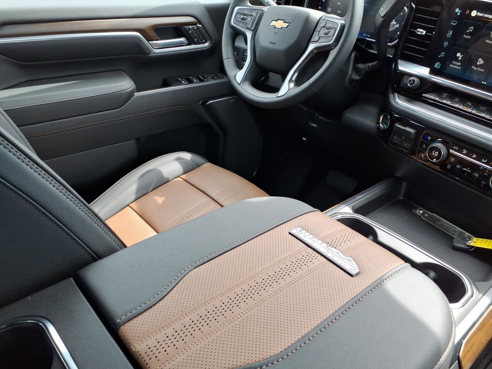 2026 Chevrolet Silverado 3500 HD High Country - Photo 14