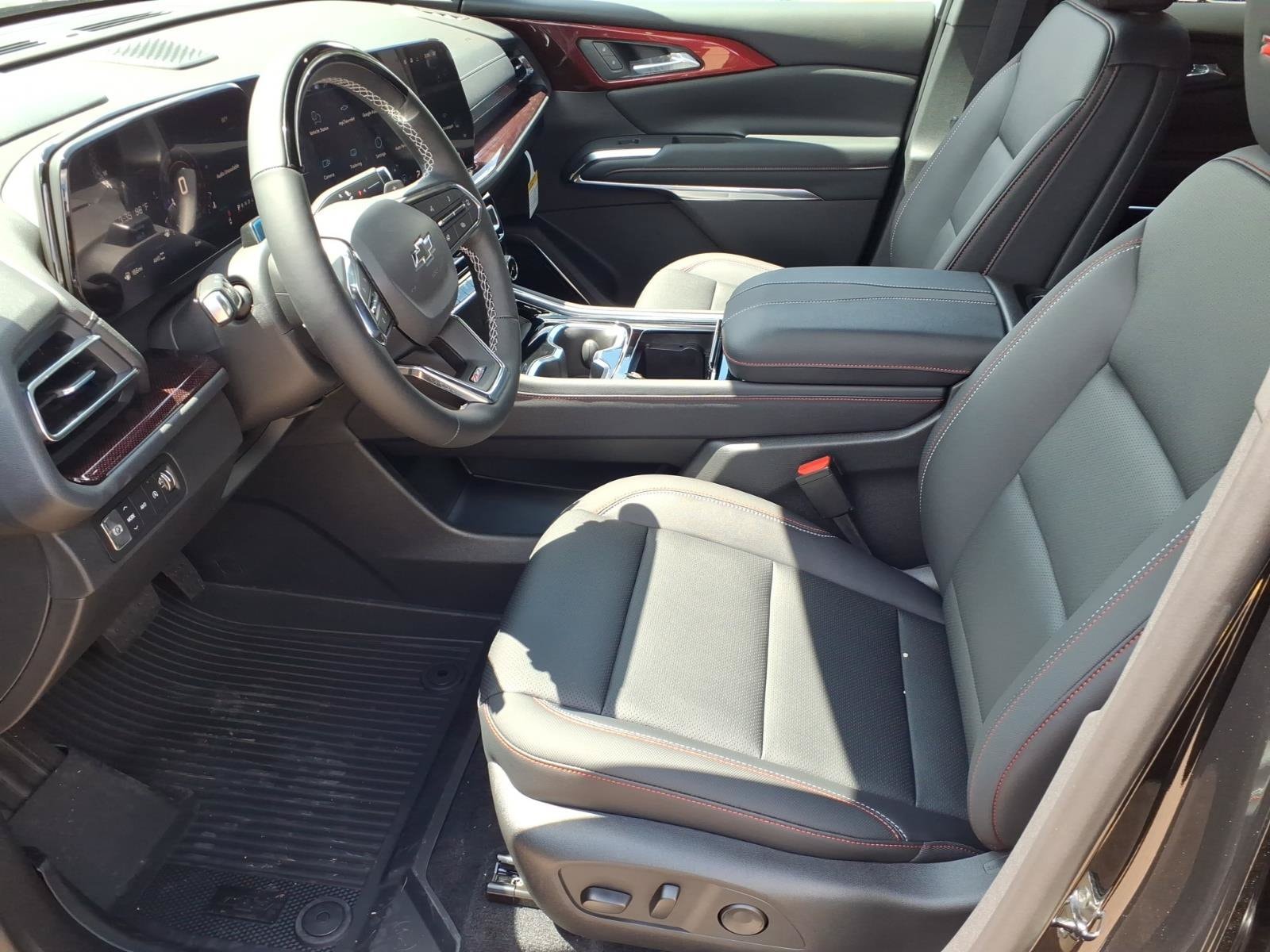 2026 Chevrolet Traverse Z71 - Photo 10