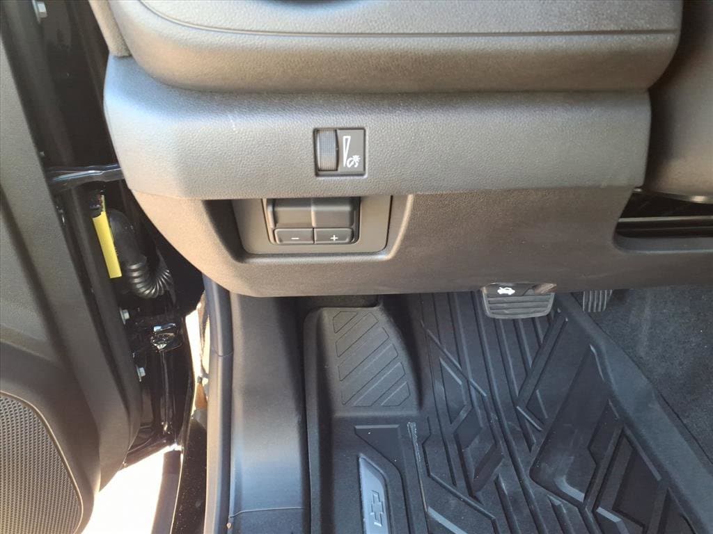 2026 Chevrolet Colorado Trail Boss - Photo 11