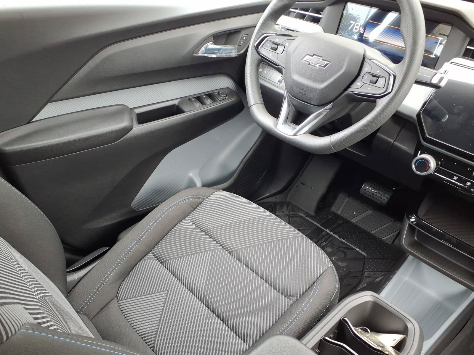 2027 Chevrolet Bolt LT - Photo 14