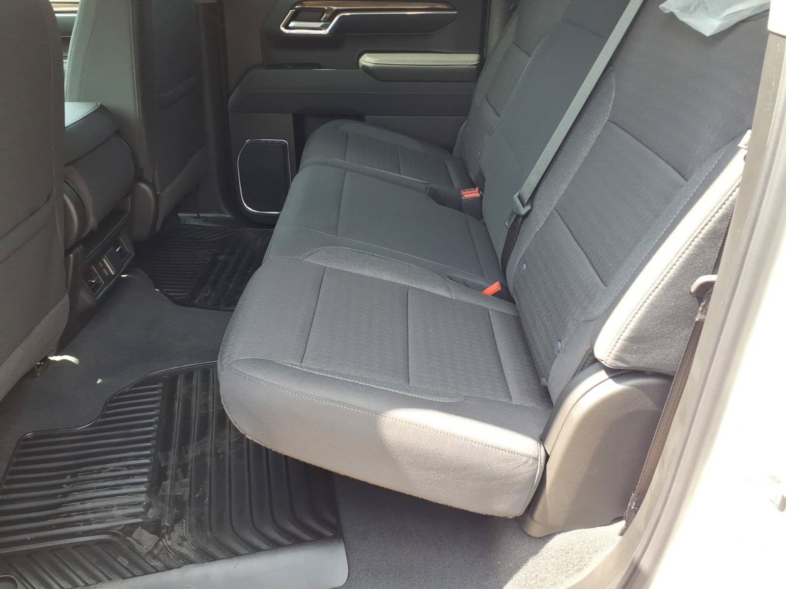 2026 Chevrolet Silverado 1500 LT - Photo 18
