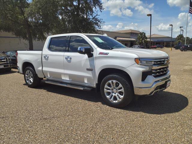 Used 2022 Chevrolet Silverado 1500 LTZ with VIN 1GCUDGED8NZ554917 for sale in Harlingen, TX