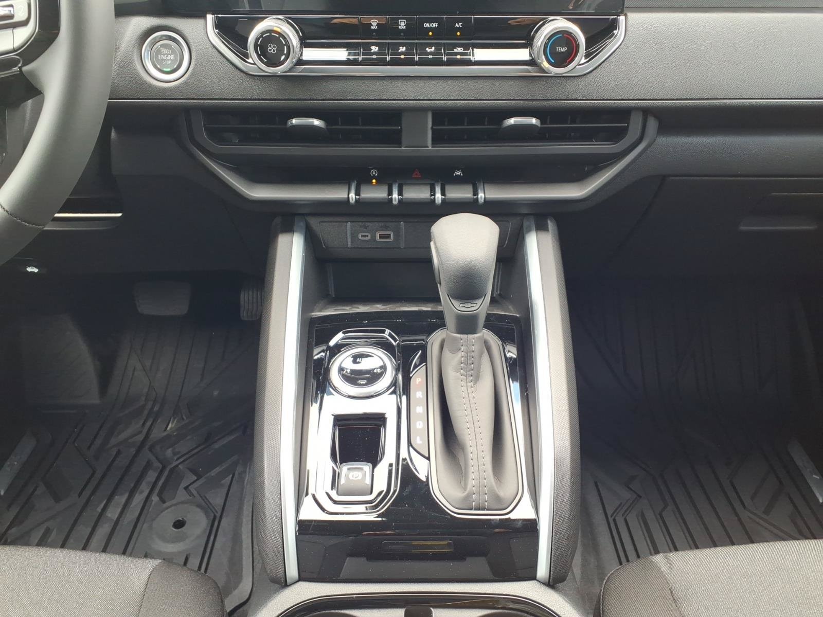 2026 Chevrolet Colorado Work Truck - Photo 16