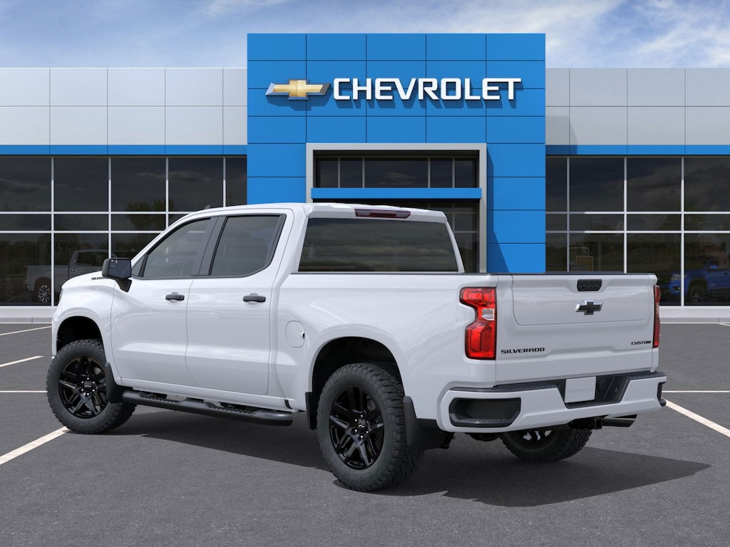 2026 Chevrolet Silverado 1500 Custom photo 3