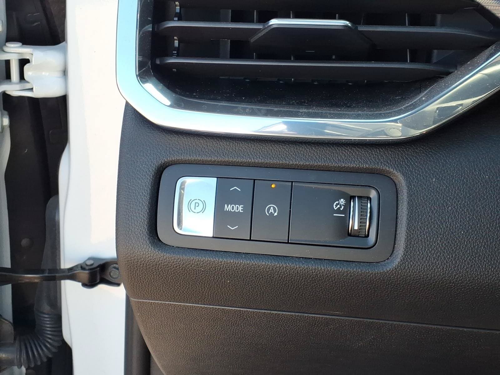 2026 GMC Acadia Elevation - Photo 17