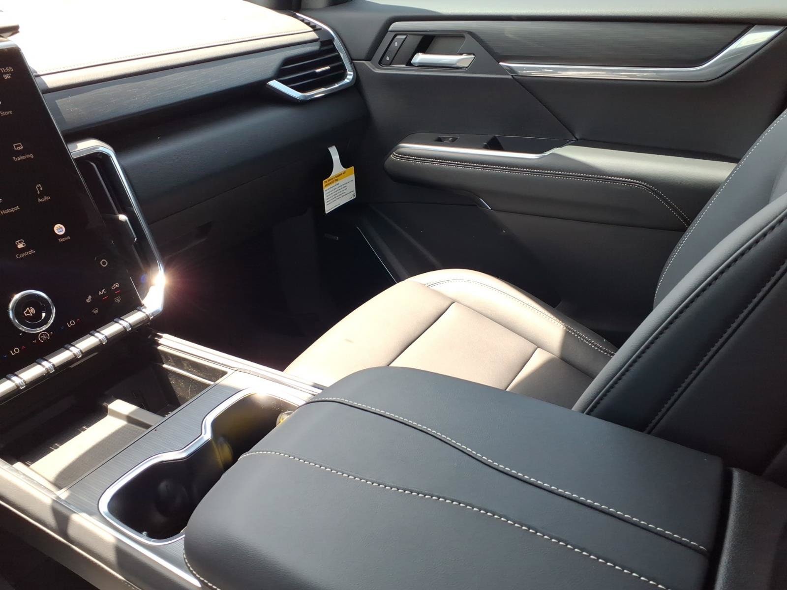 2026 GMC Acadia Elevation - Photo 17