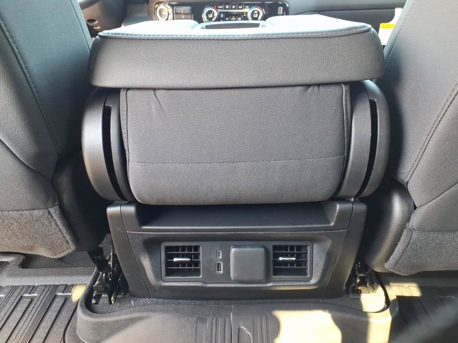 2026 GMC Sierra 3500HD SLE - Photo 15