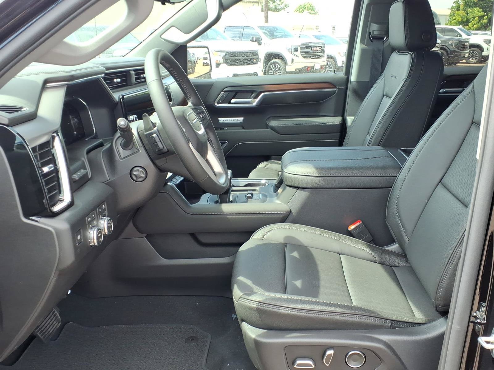 2026 GMC Sierra 1500 Denali - Photo 12