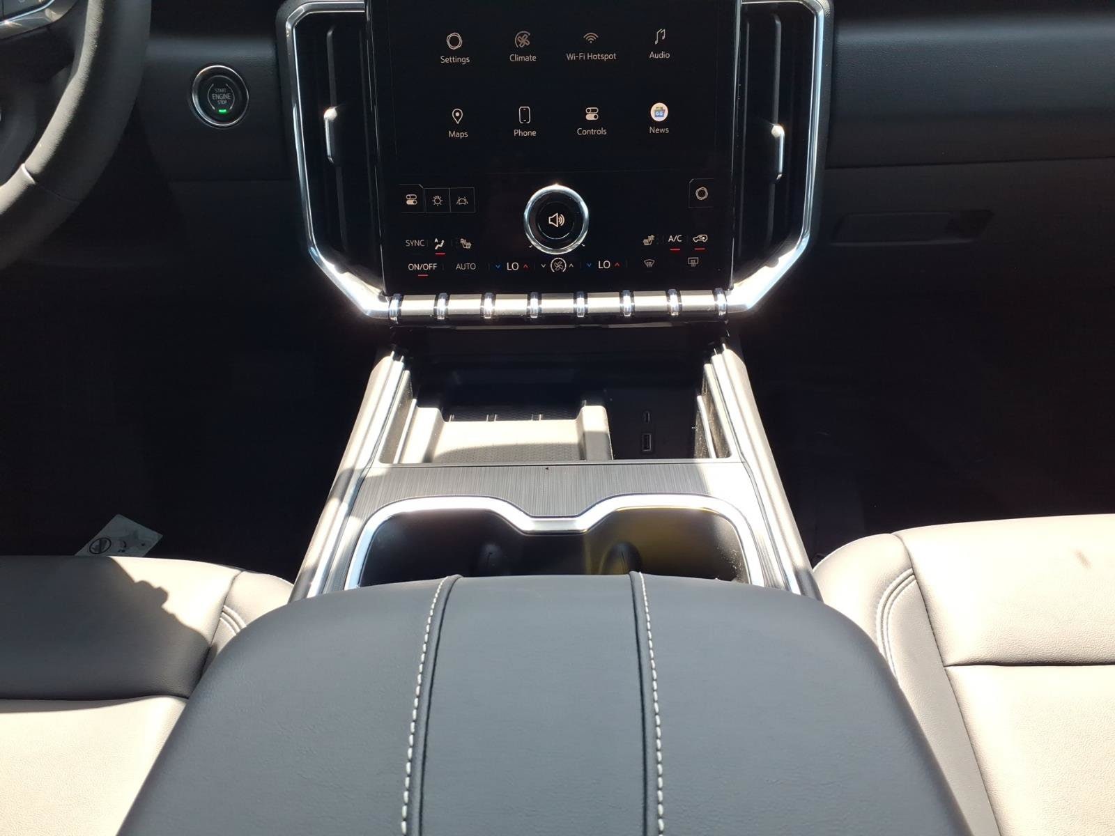 2026 GMC Acadia Elevation - Photo 16