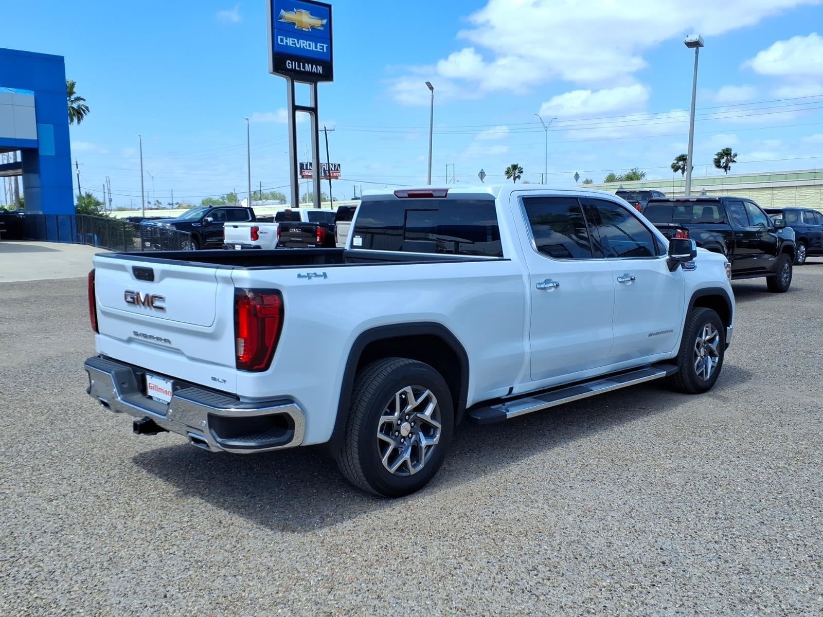 2026 GMC Sierra 1500 SLT - Photo 8