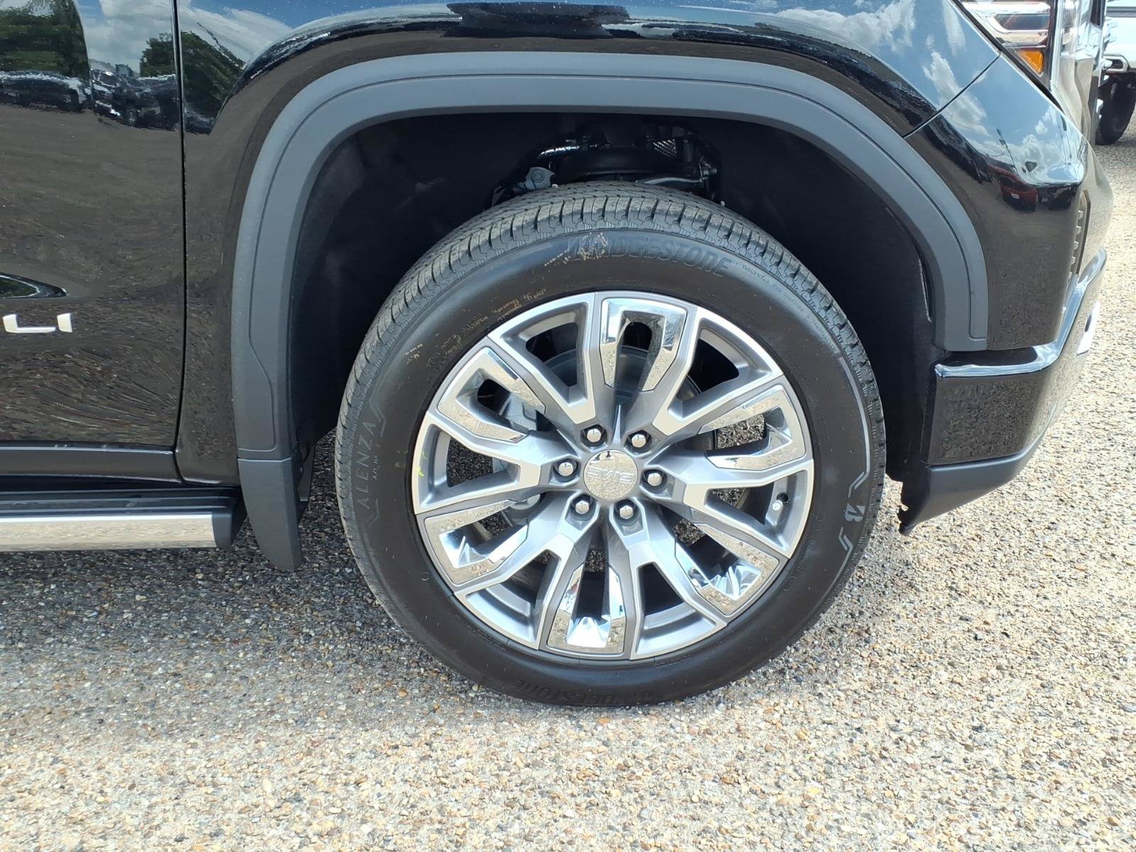 2026 GMC Sierra 1500 Denali - Photo 10