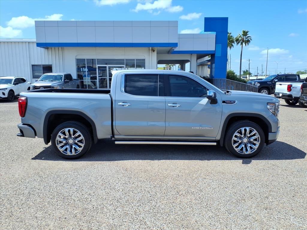 2026 GMC Sierra 1500 Denali - Photo 9