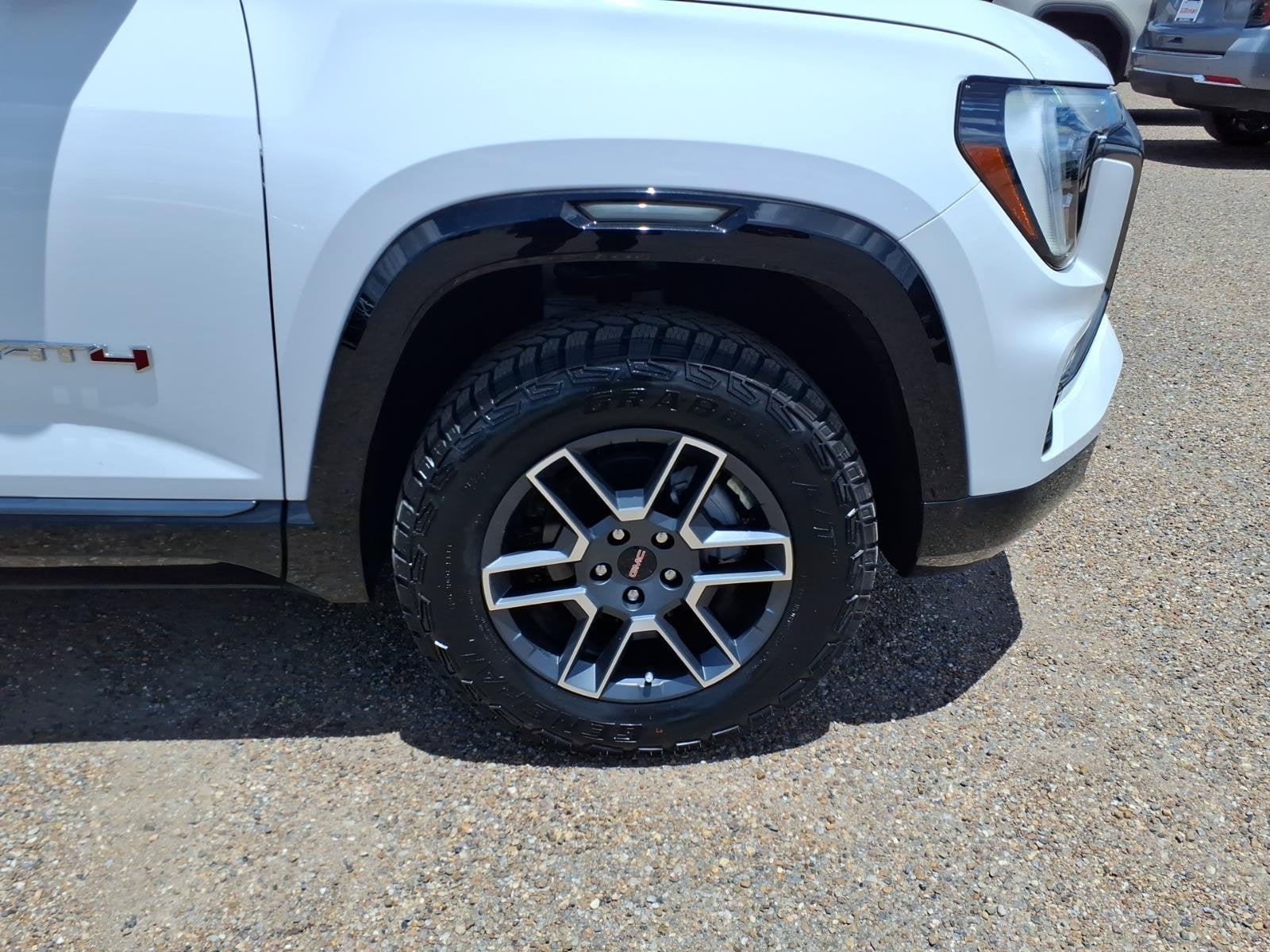 2026 GMC Terrain AT4 - Photo 10