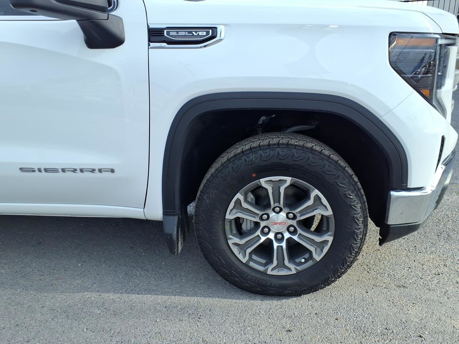 2026 GMC Sierra 1500 SLE - Photo 10