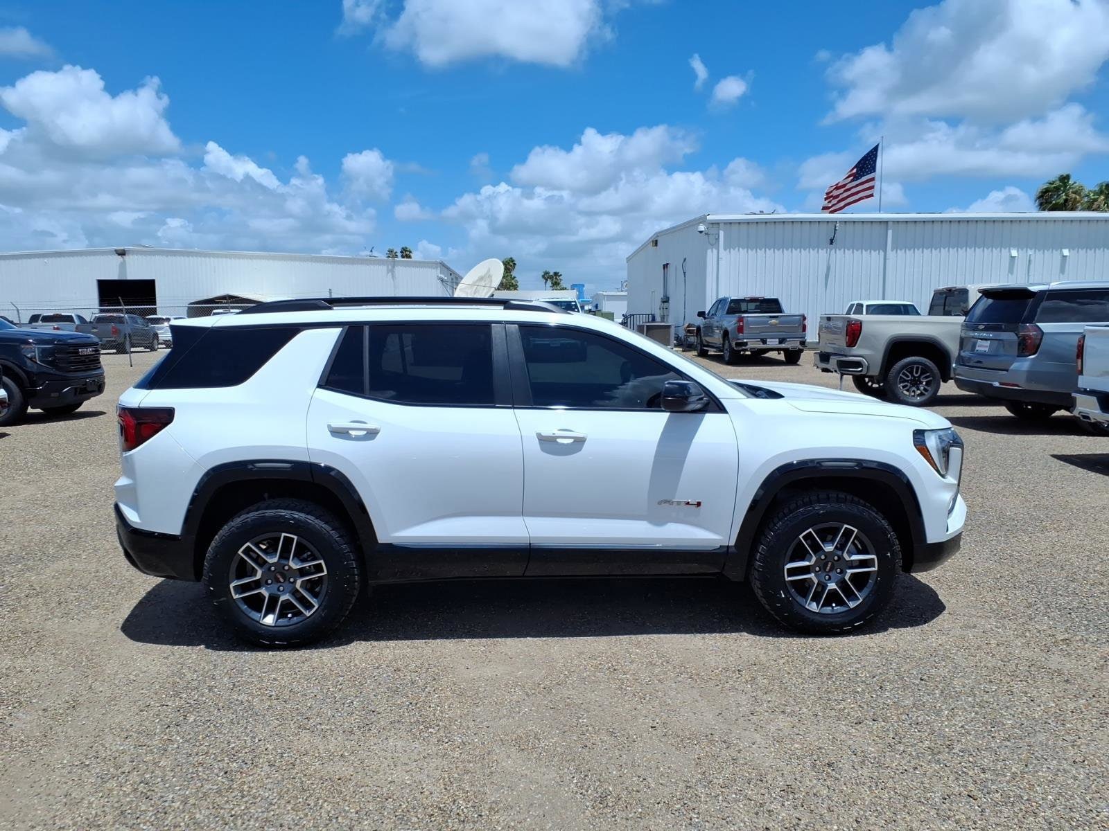 2026 GMC Terrain AT4 - Photo 9