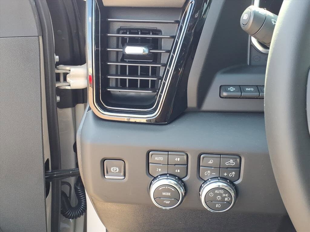 2026 GMC Sierra 2500HD AT4 - Photo 16