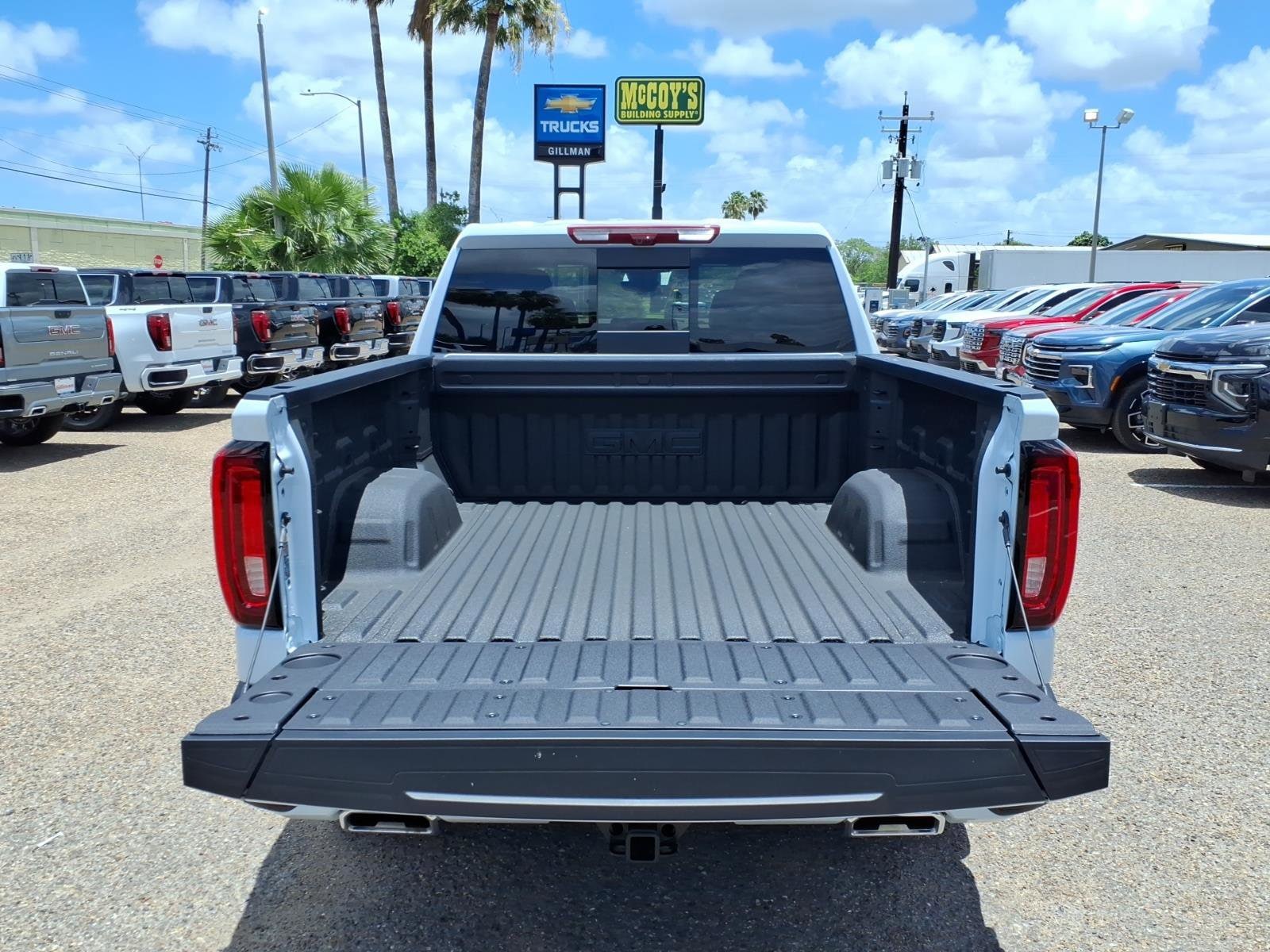 2026 GMC Sierra 1500 Denali - Photo 11