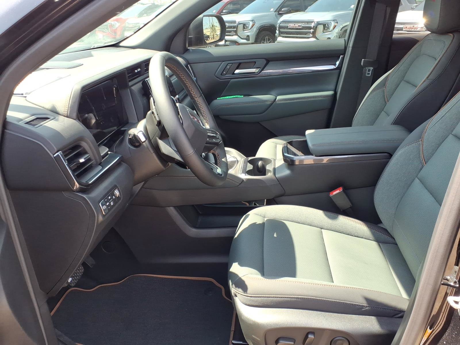 2026 GMC Terrain AT4 - Photo 12