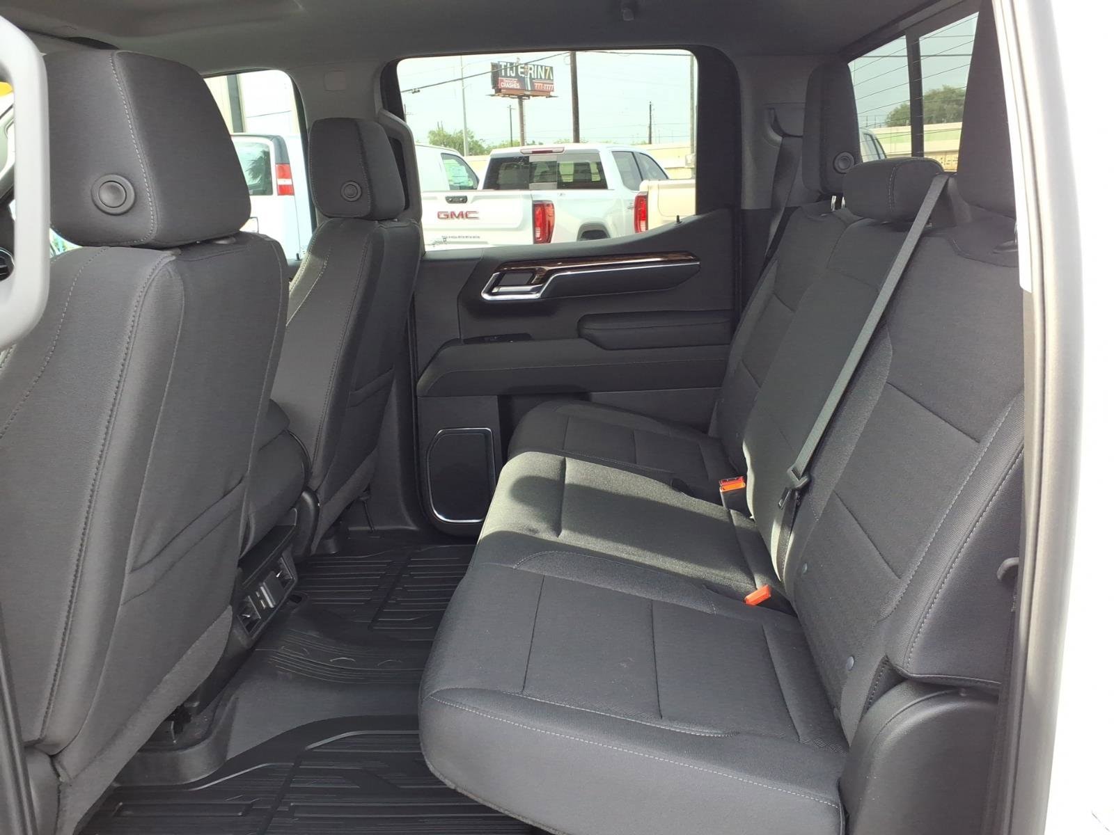 2026 GMC Sierra 1500 SLE - Photo 13