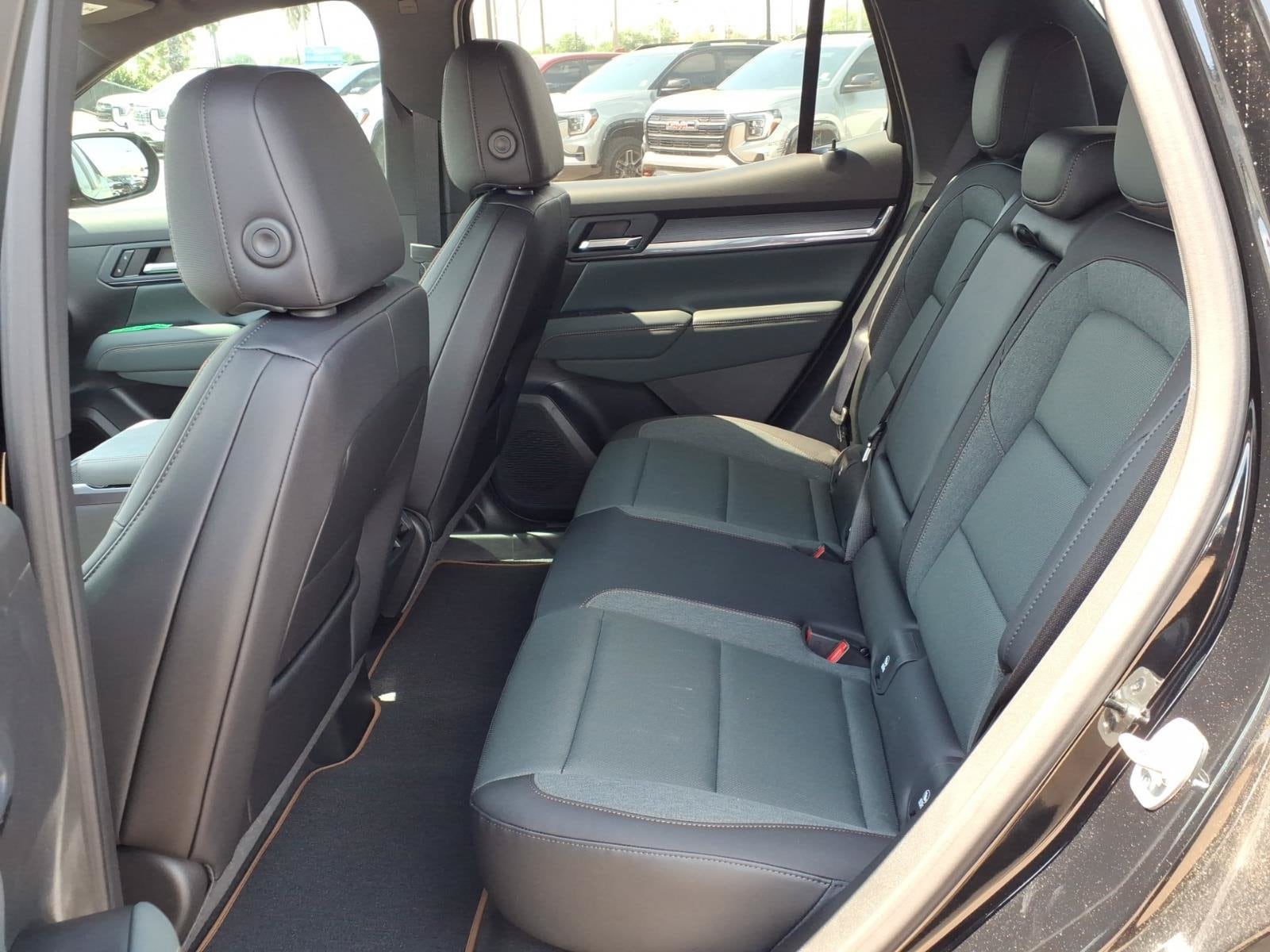 2026 GMC Terrain AT4 - Photo 13
