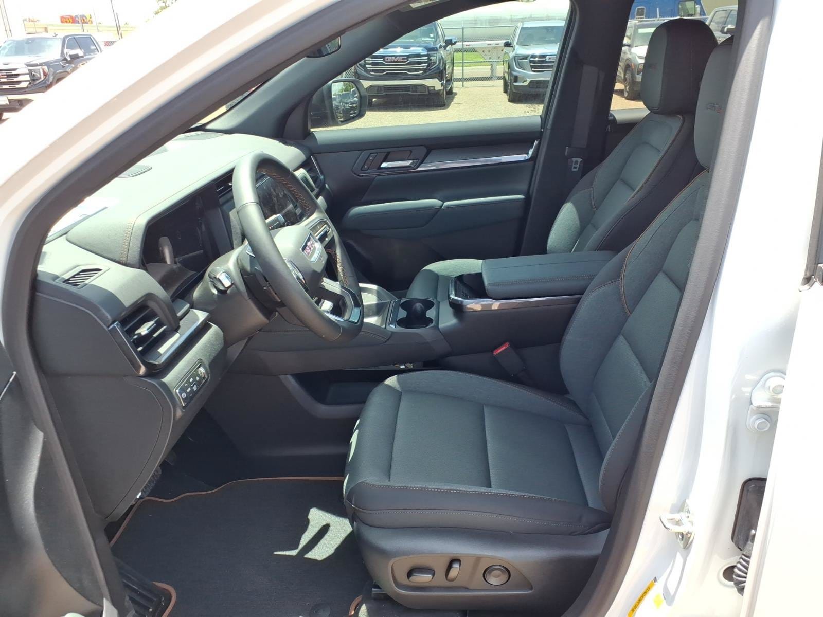 2026 GMC Terrain AT4 - Photo 12