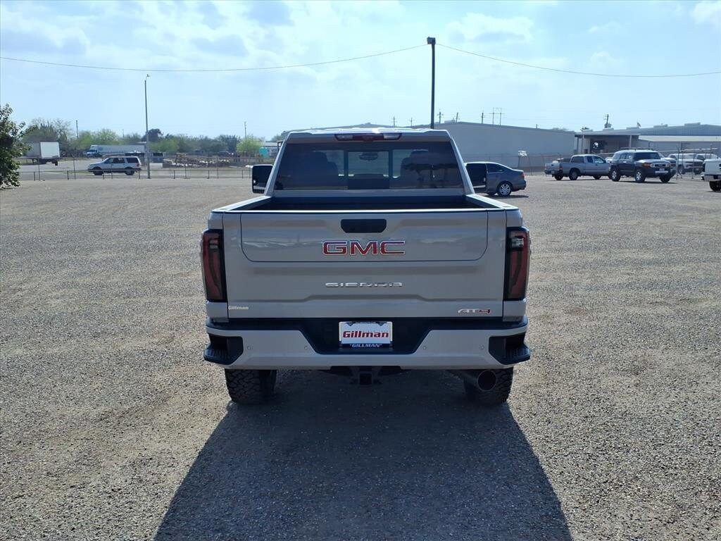 2026 GMC Sierra 2500HD AT4 - Photo 7