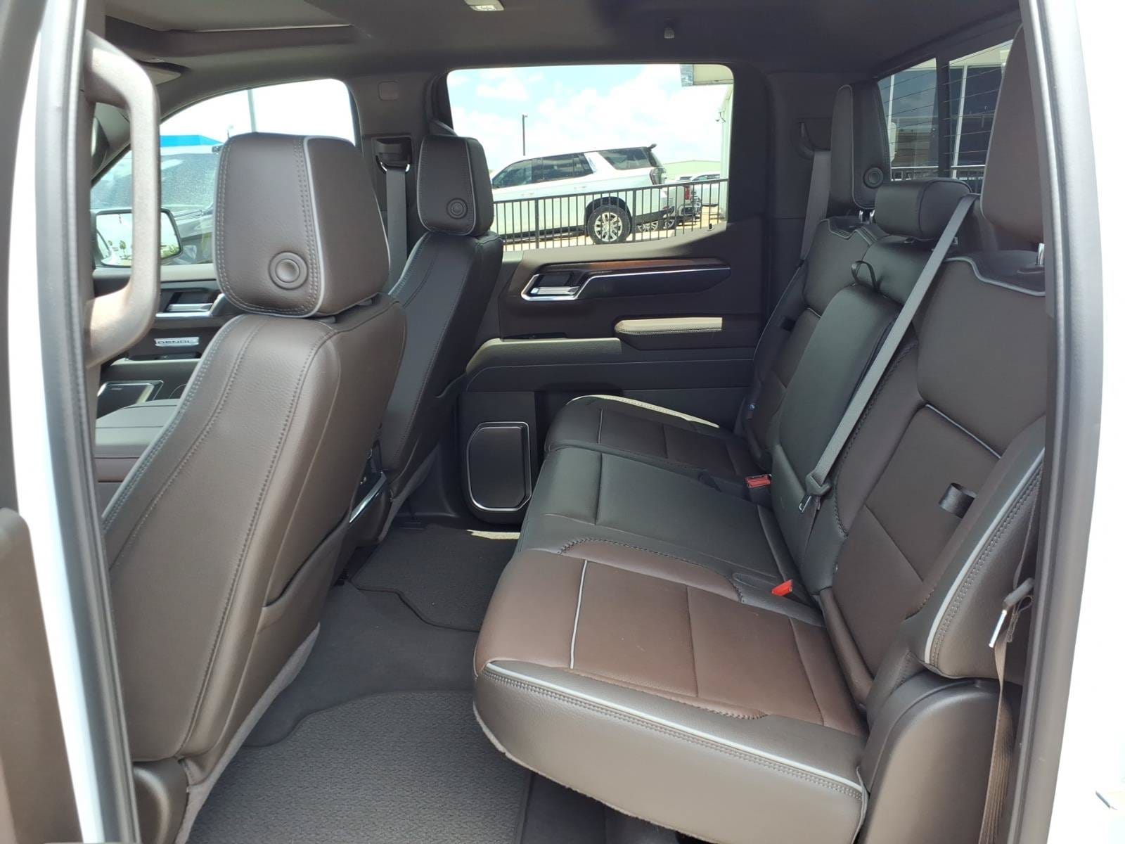 2026 GMC Sierra 1500 Denali - Photo 13