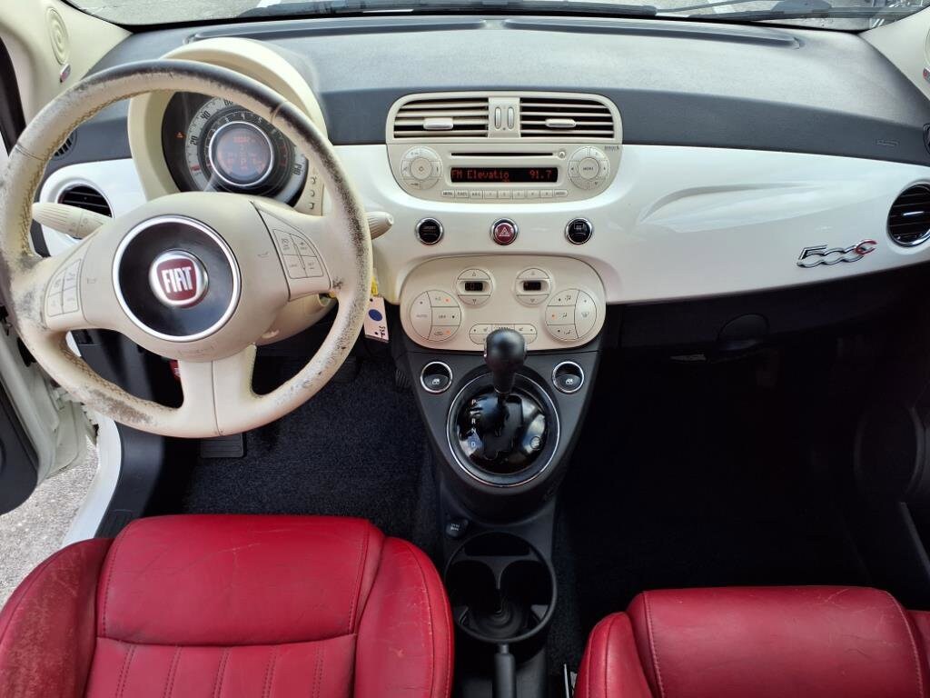 2014 Fiat 500 Lounge photo 3