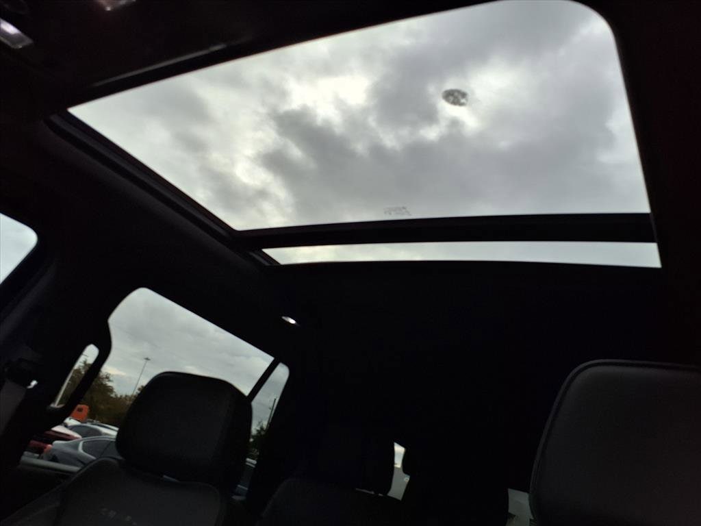 2024 Gmc Yukon Denali photo 4