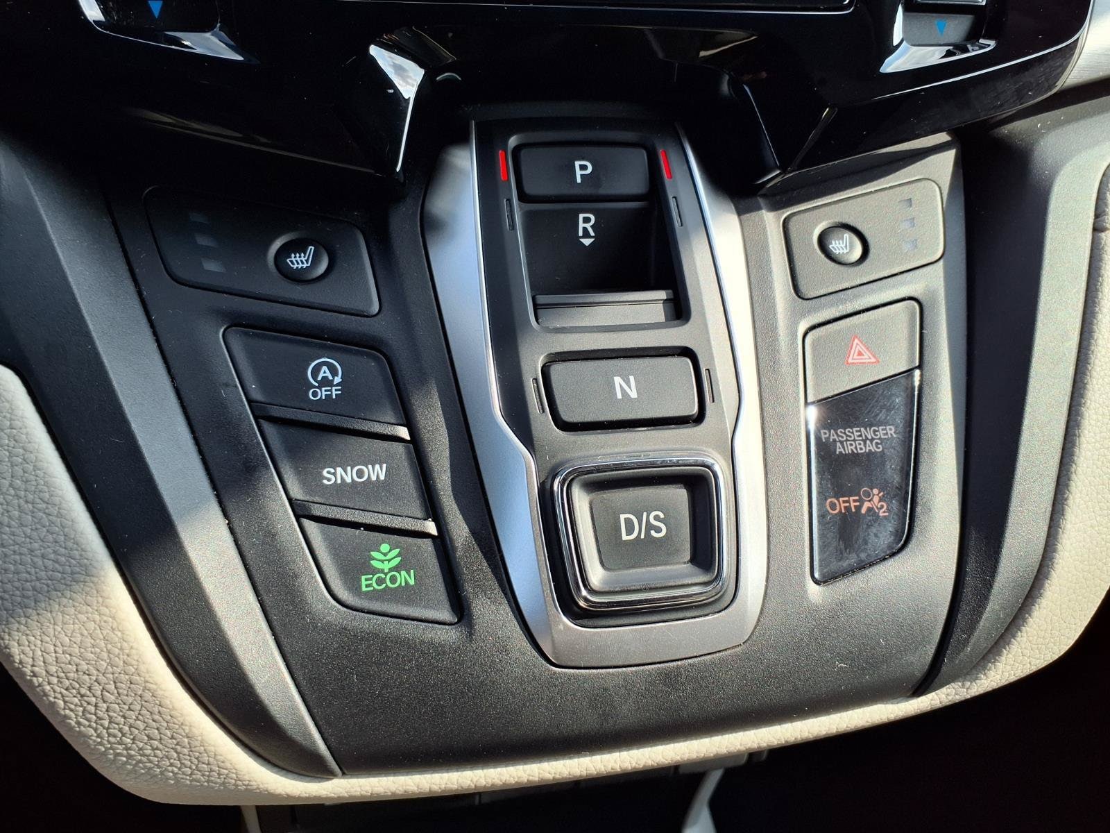2025 Honda Odyssey EX-L - Photo 13