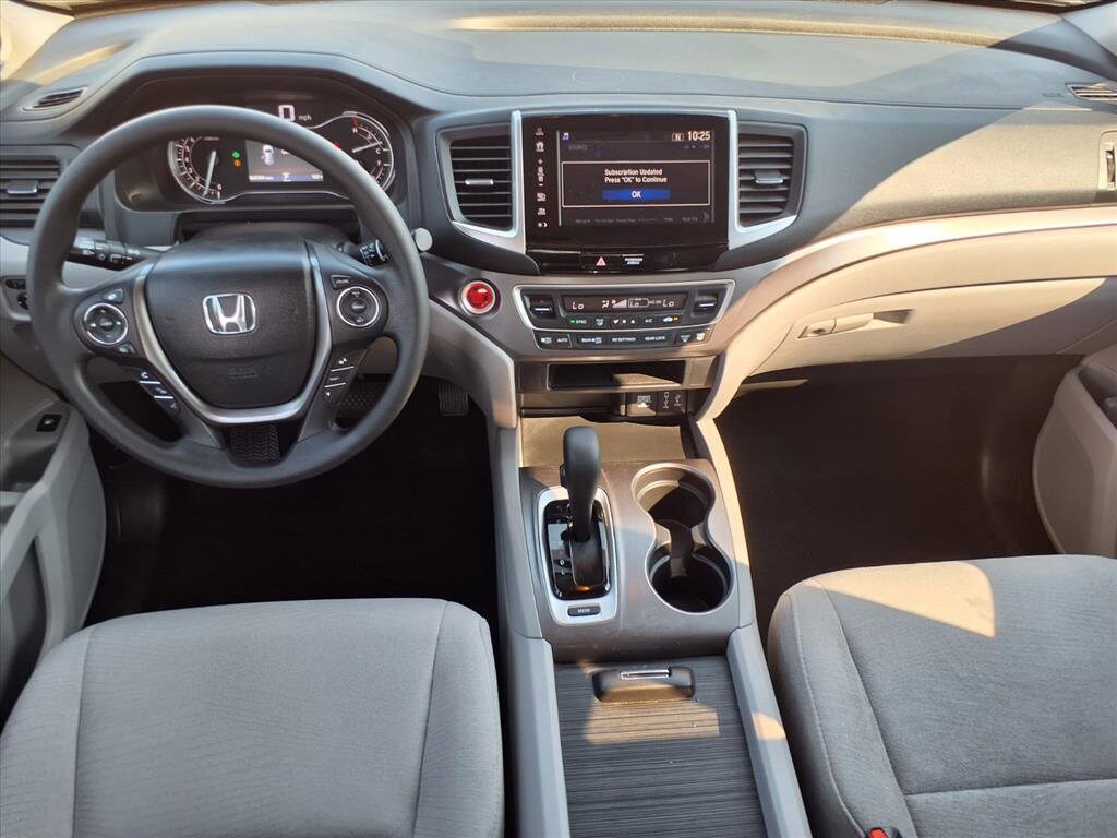 2018 Honda Pilot EX photo 4