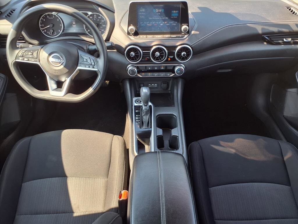 2024 Nissan Sentra SV photo 2