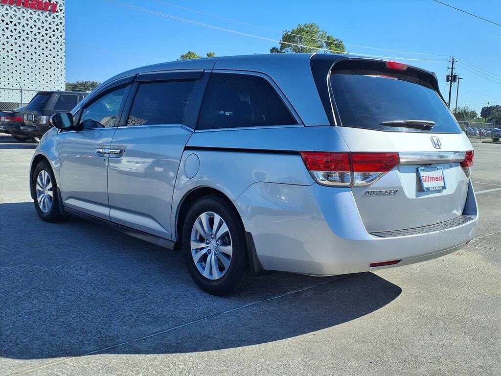 2015 Honda Odyssey EX-L photo 3