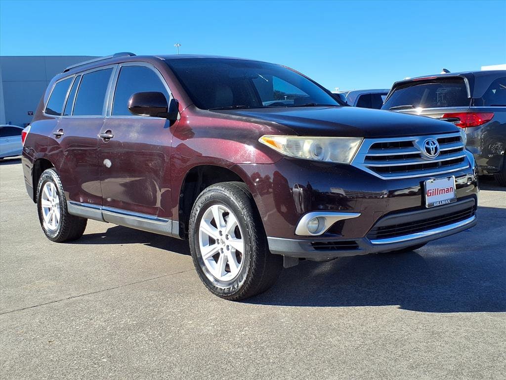 Used 2011 Toyota Highlander SE SUV
