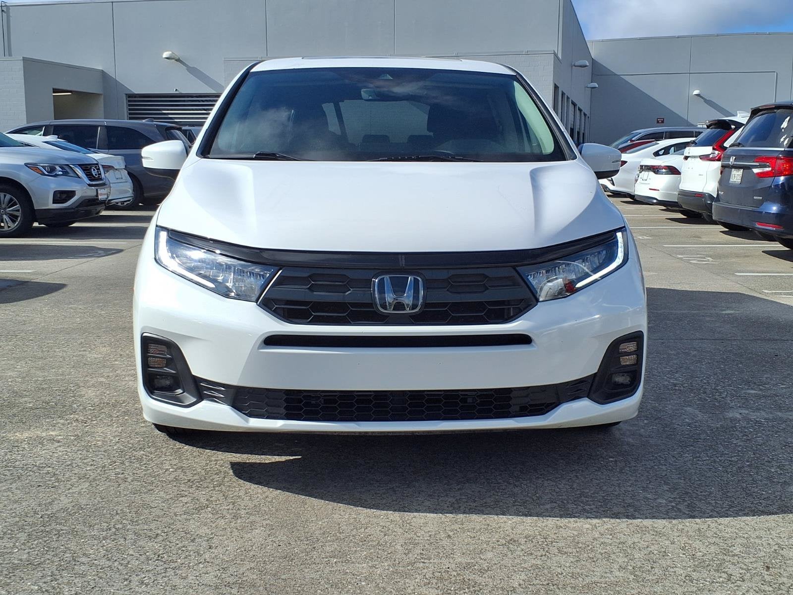 2025 Honda Odyssey EX-L - Photo 22