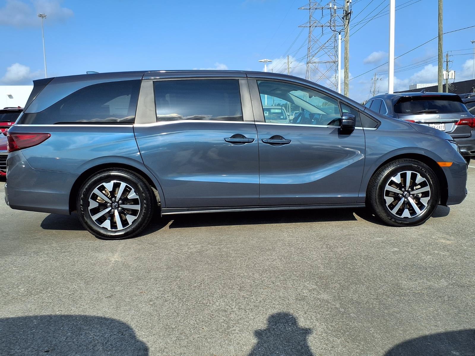 2025 Honda Odyssey EX-L - Photo 27