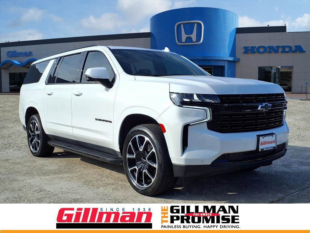 2023 Chevrolet Suburban RST's photo