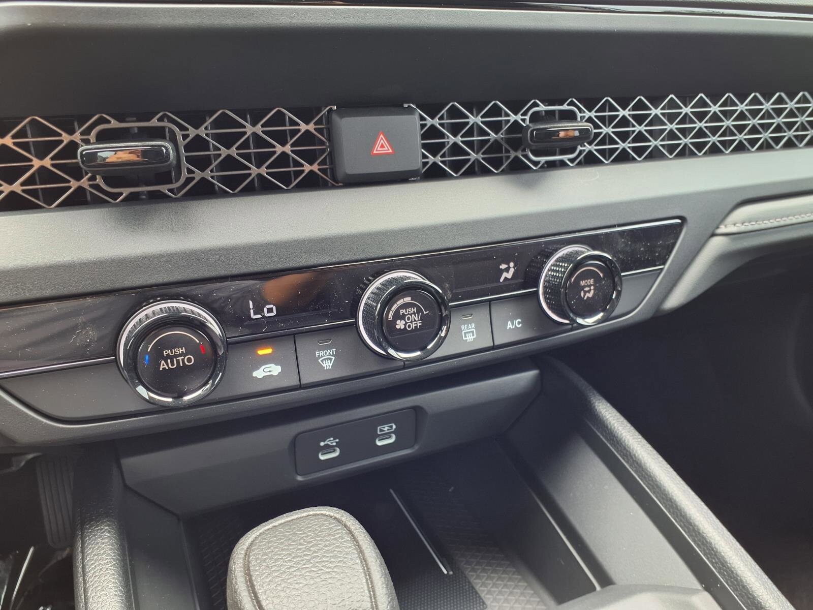 2026 Honda Accord LX - Photo 12