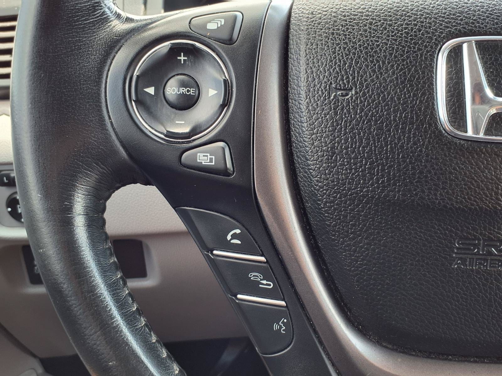 2016 Honda Pilot EX-L - Photo 16