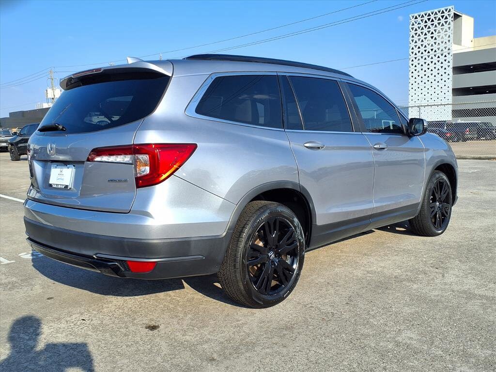 2022 Honda Pilot SE photo 3