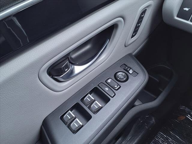 2025 Honda Pilot Touring - Photo 16