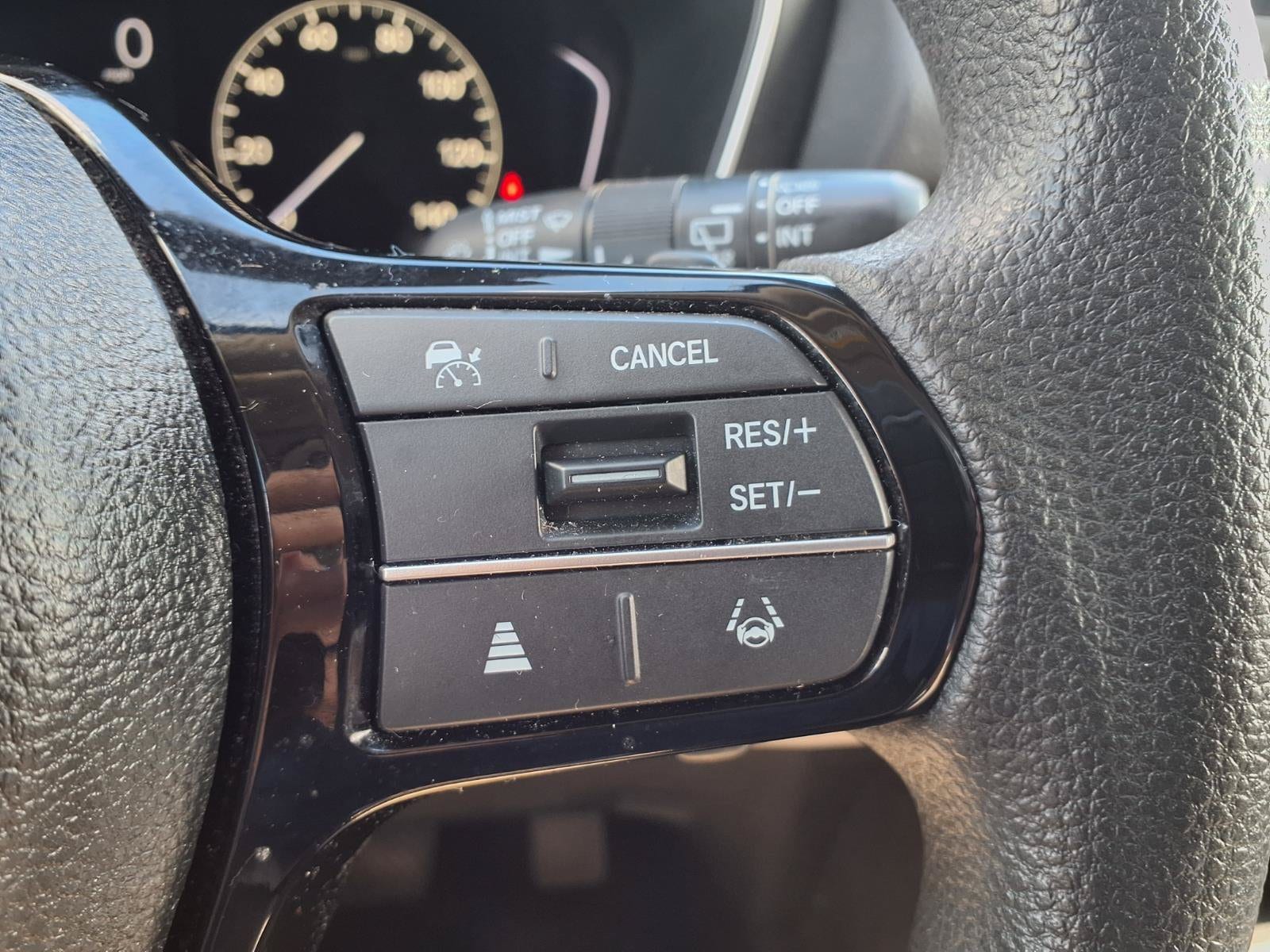 2023 Honda Pilot LX - Photo 14