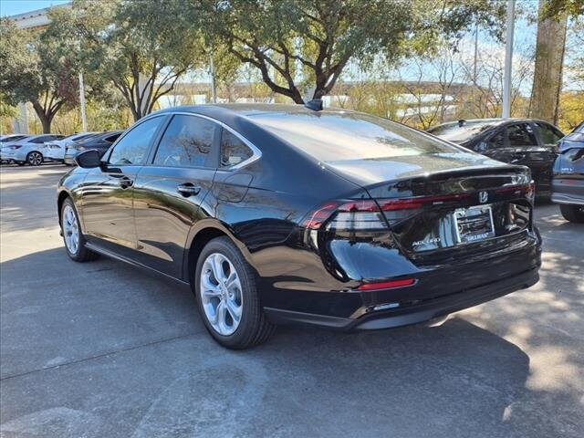 2025 Honda Accord LX photo 2