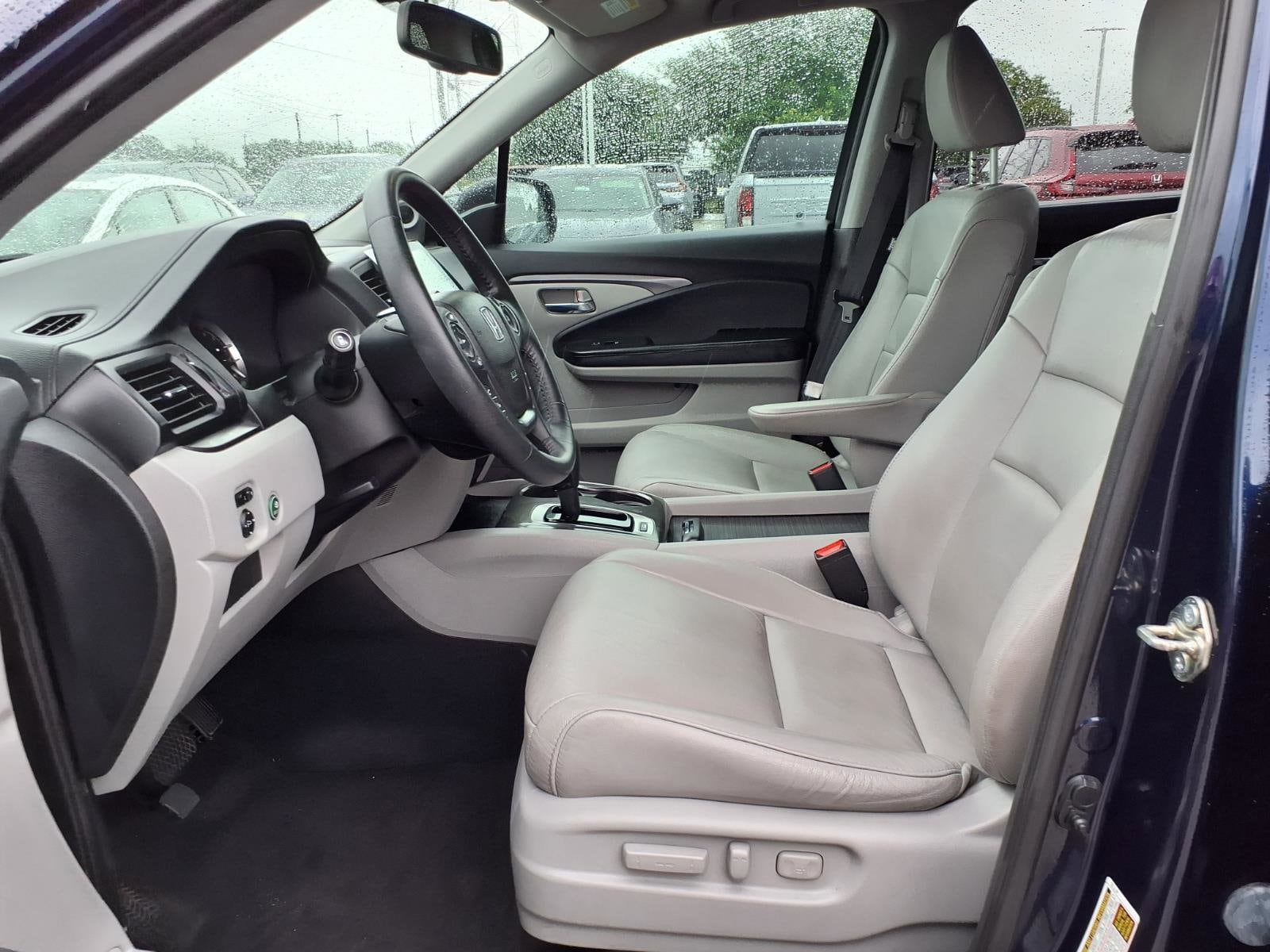 2016 Honda Pilot EX-L - Photo 18