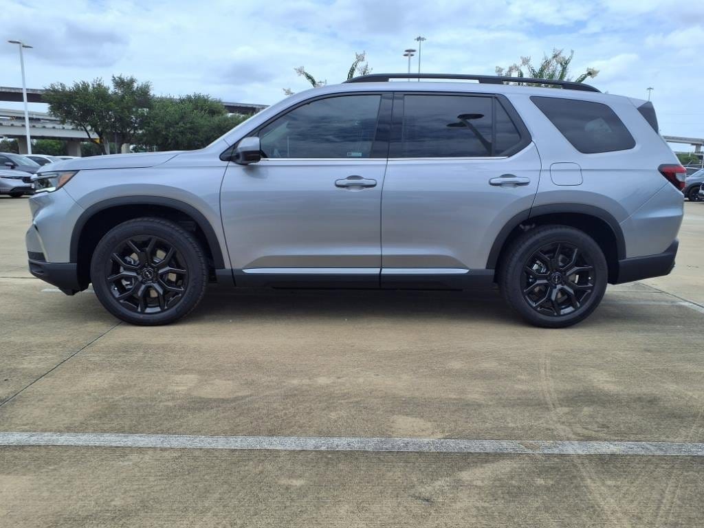 2025 Honda Pilot Touring - Photo 11