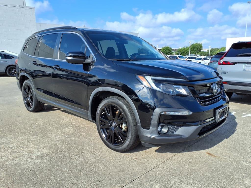 Certified 2022 Honda Pilot SE with VIN 5FNYF5H23NB024080 for sale in Houston, TX